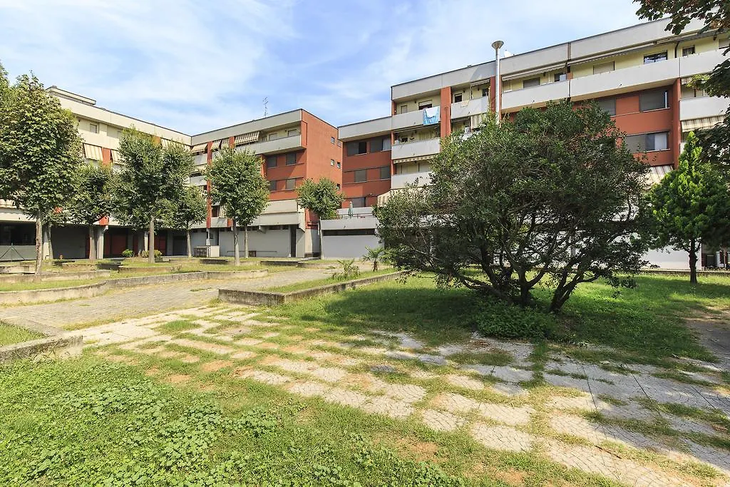 Apartment Condominio Busto Arsizio Italy
